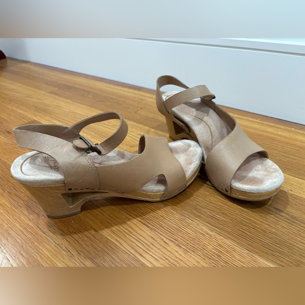 Dansko Tan Leather Wedge Sandals